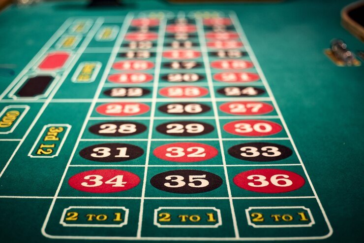 bigklik login platform interface showing game categories, sportsbook, and live-dealer sections